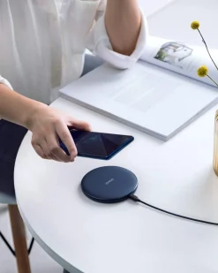 Anker 313 Wireless Charger (Pad)